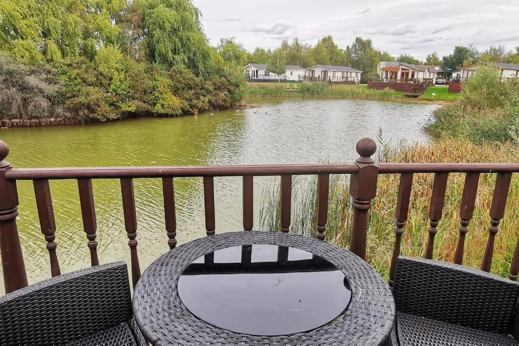 Lakeside View Wisbech Exteriör bild