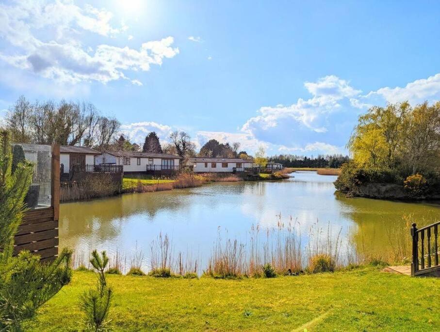 Lakeside View Wisbech Exteriör bild